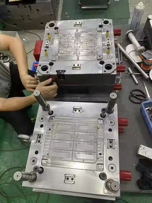 प्लास्टिक इंजेक्शन मोल्डिंग सेवा ABS इंजेक्शन मोल्डिंग आपूर्तिकर्ता कस्टम प्लास्टिक मोल्ड